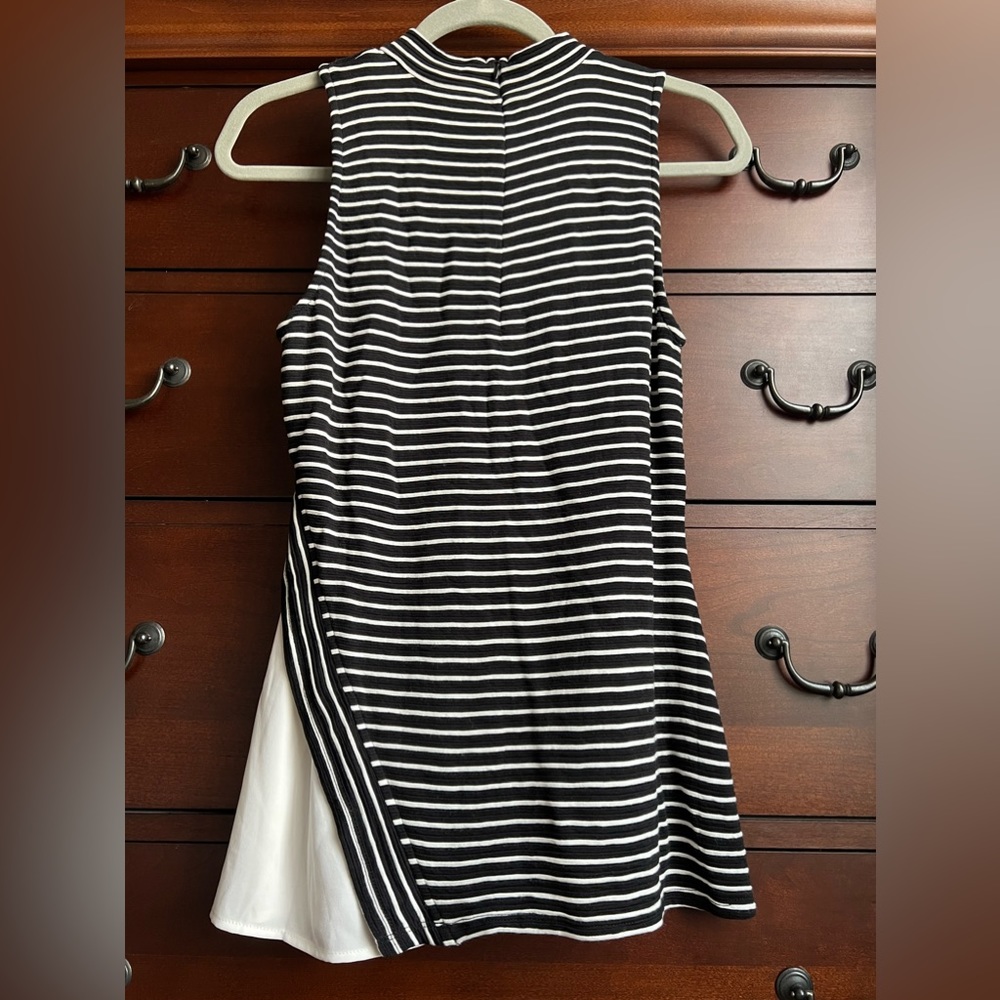 White House Black Market Tank Top - Picture 3 of 9